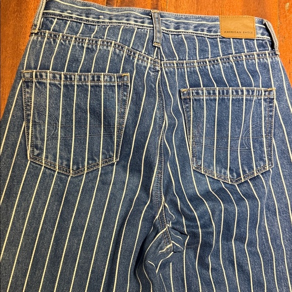 American Eagle Outfitters Denim Mom Jeans with White Stripes Size 8 Regular - Picture 11 of 12
